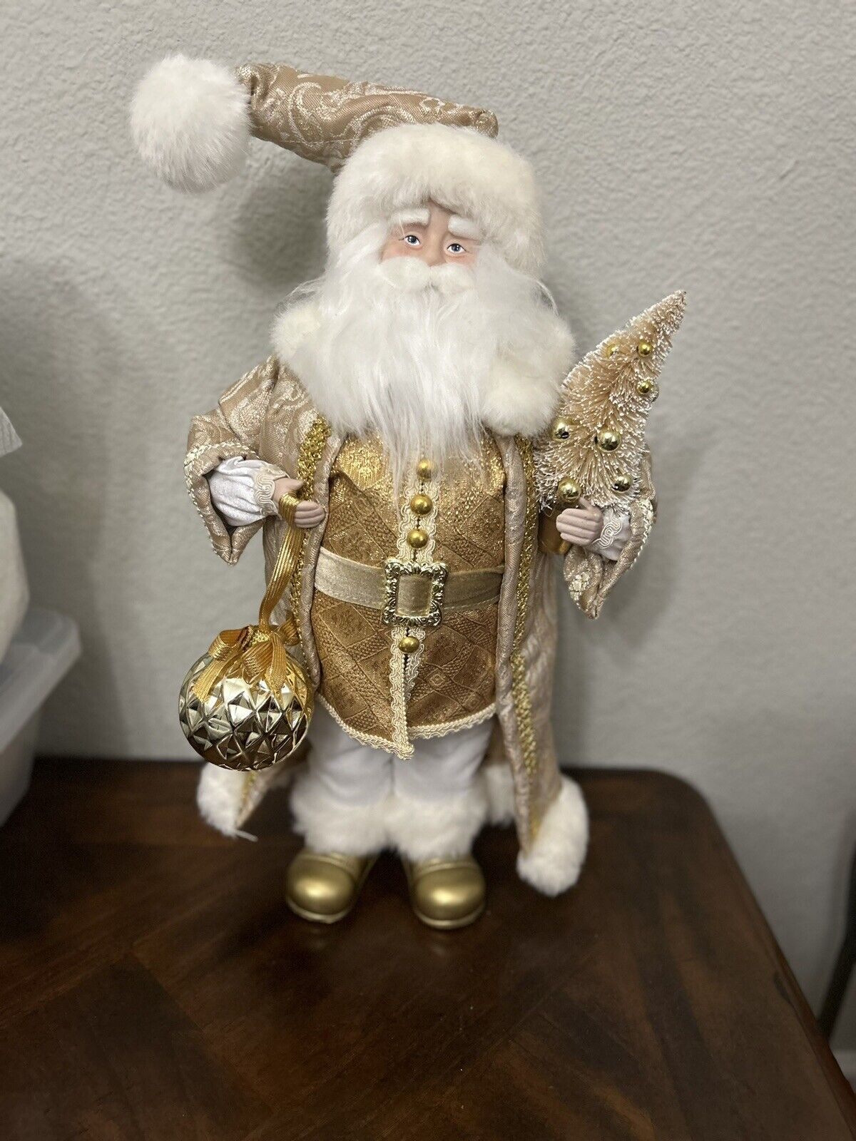 Golden Santa Neiman Marcus Christmas Holiday Decoration Statue 19\