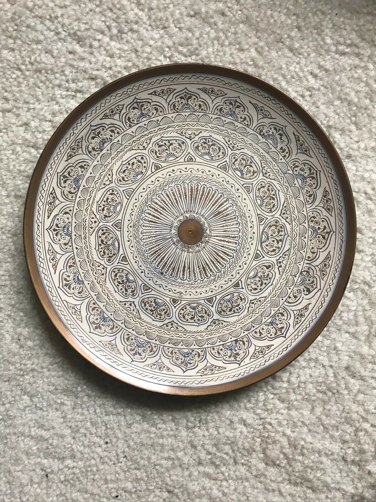 Very neat Hand Painted Wood Plate w/ feather pattern (India/Greek?)(10\