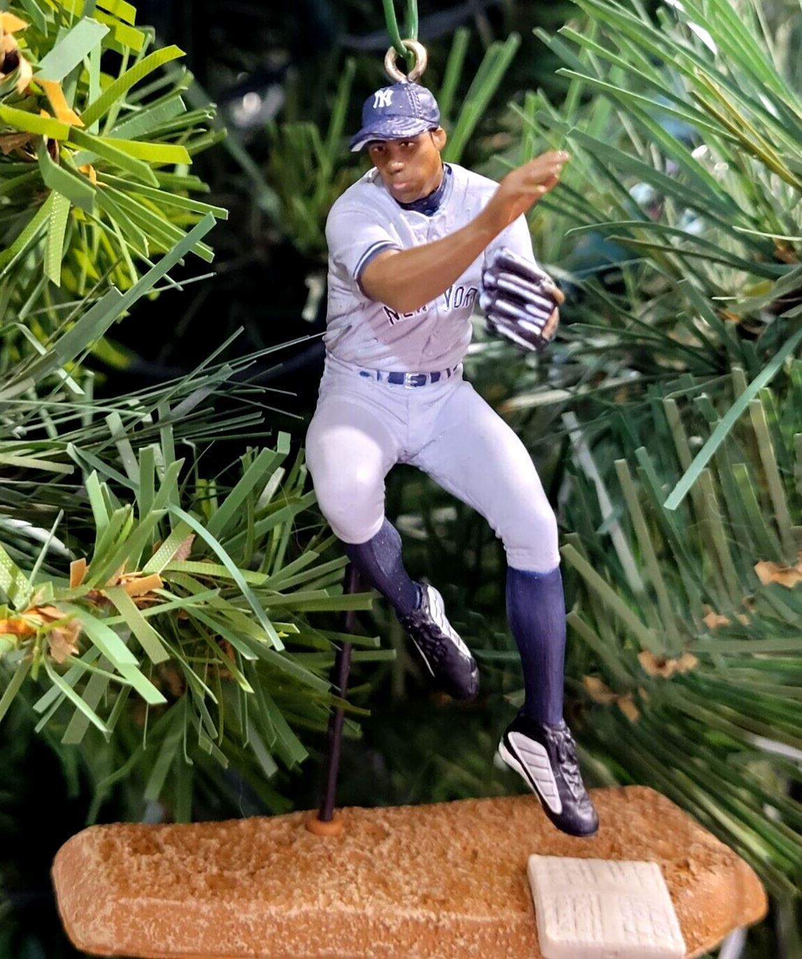 Alfonso  Soriano New York Yankees Baseball MLB Xmas Tree Ornament Jersey Holiday