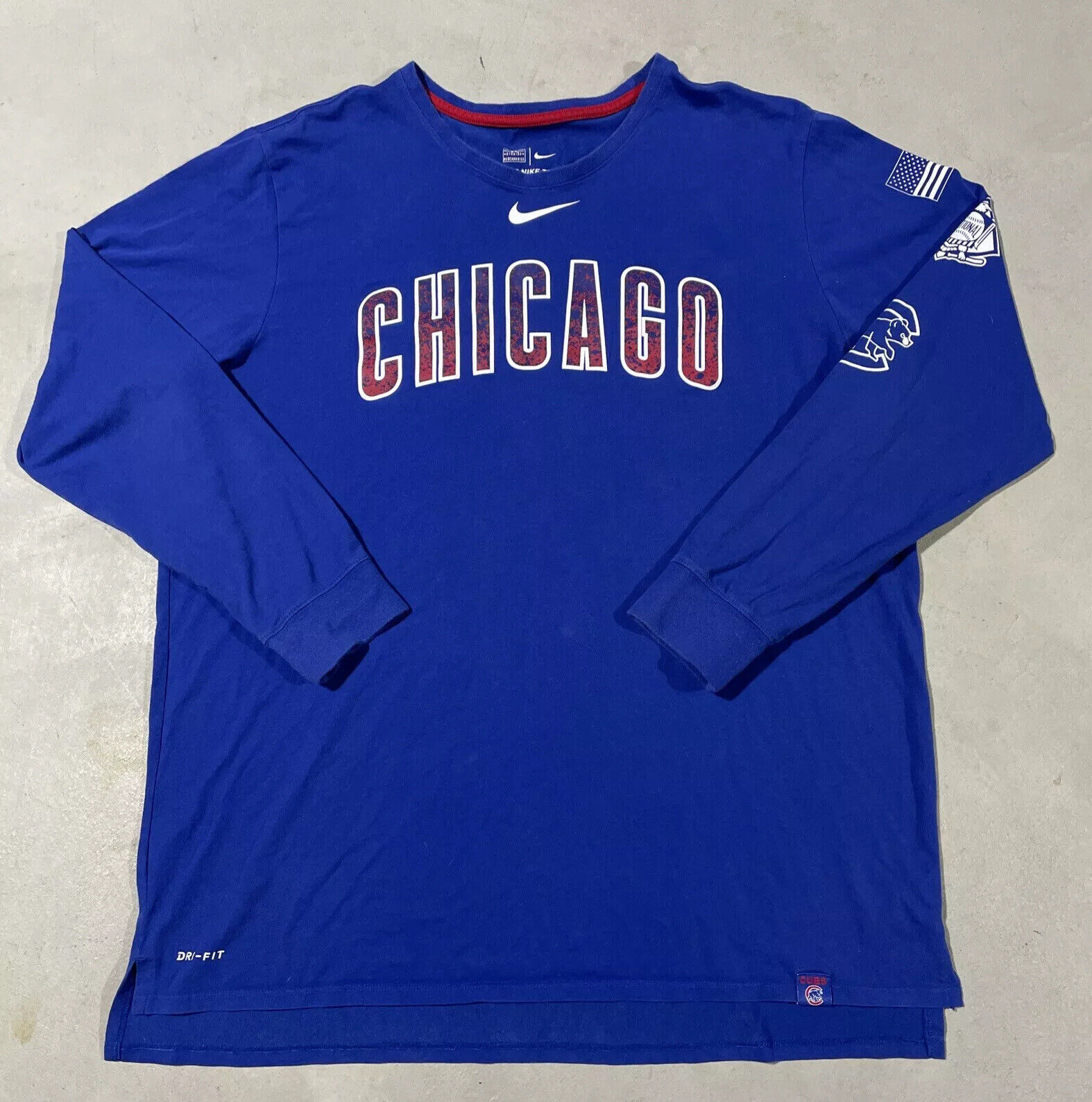 Chicago Cubs MLB Blue Nike Tee Dri Fit Long Sleeve Shirt Mens X-Large