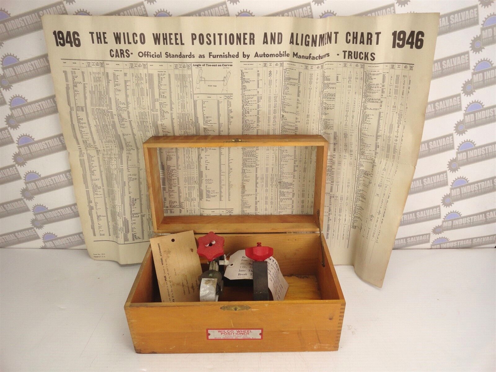 Vintage 1946 WILCO - WHEEL ALIGNMENT POSITIONER w/TOOL CASE & CHART, 70+ YRS OLD