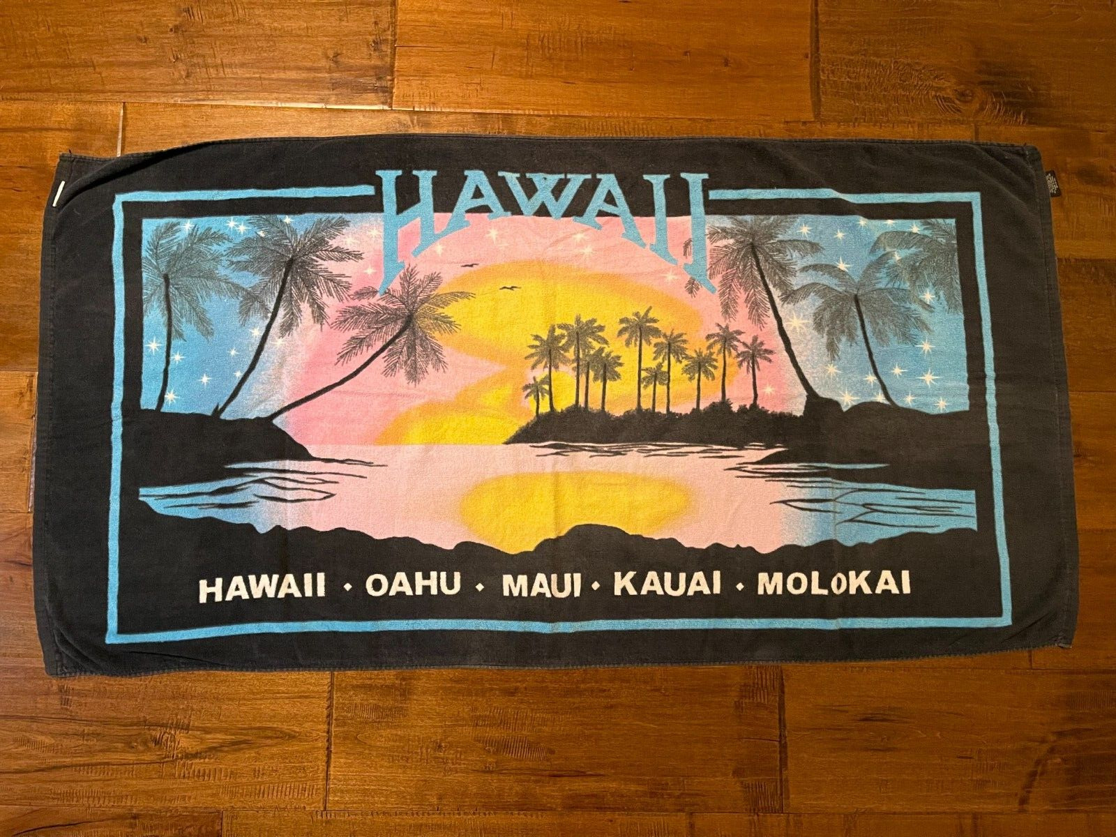 Vintage Hawaii Hawaiian Islands Oahu Maui Kauai AJW Beach Bath Towel - 57x30\