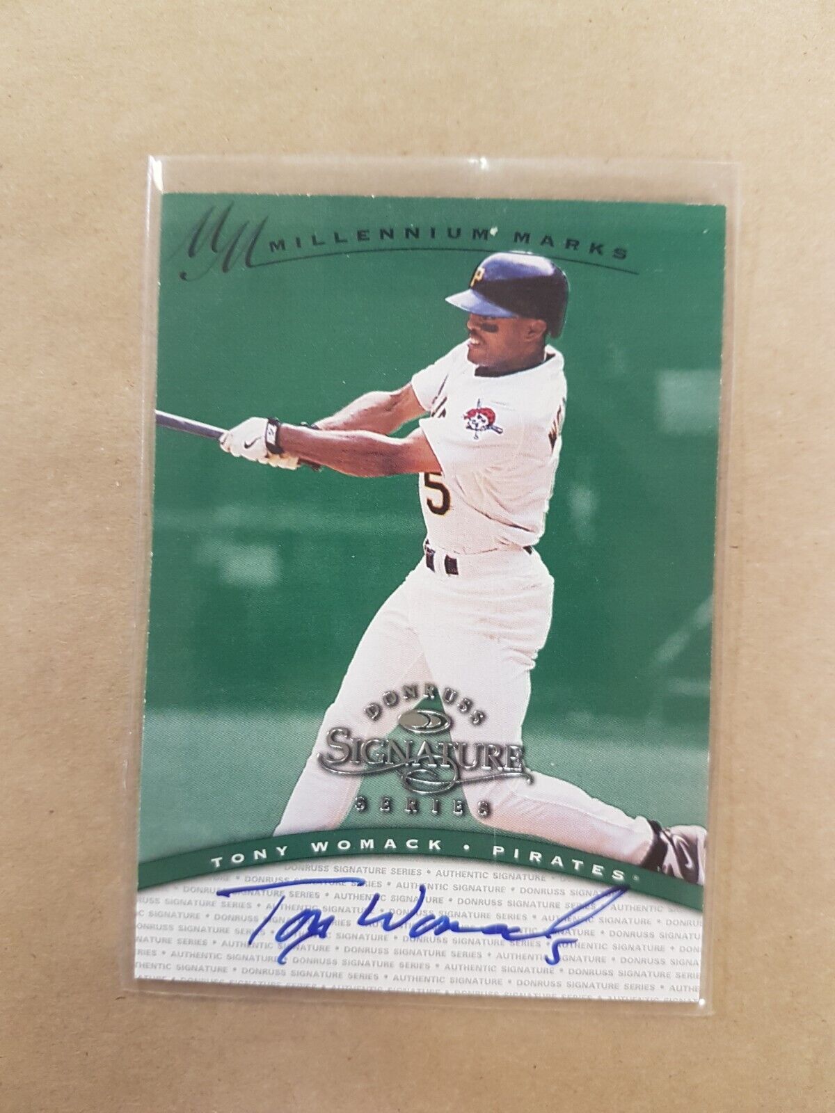 Tony Womack Pirates Autograph Photo SPORTS signed Baseball card MLB Donruss 1997