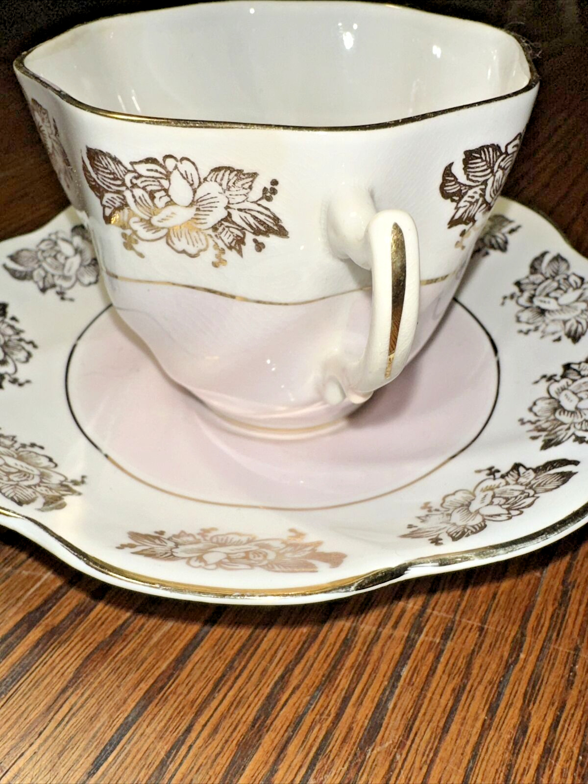 1x Crownford Fine Bone China England Delicate Tea Cup & Saucer Pink Blushed Gold