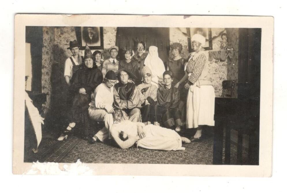 Vintage Photo Halloween / Costume Party Group Pose Zombie Bride? Antique ACR4