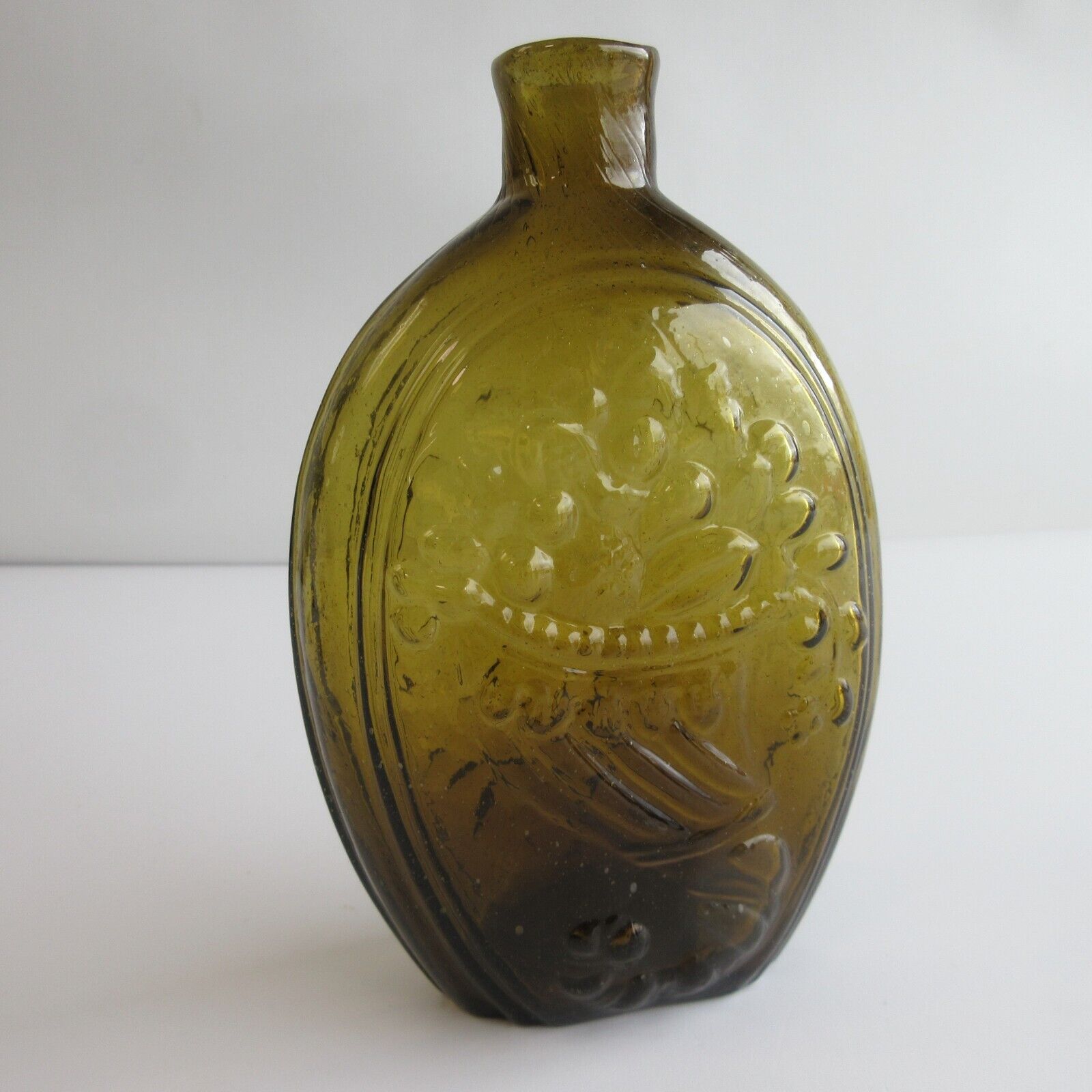 Antique Bottle PINT GII-72 EAGLE CORNICOPIA FLASK AMBER PONTIL KEENE NH, SCARCE