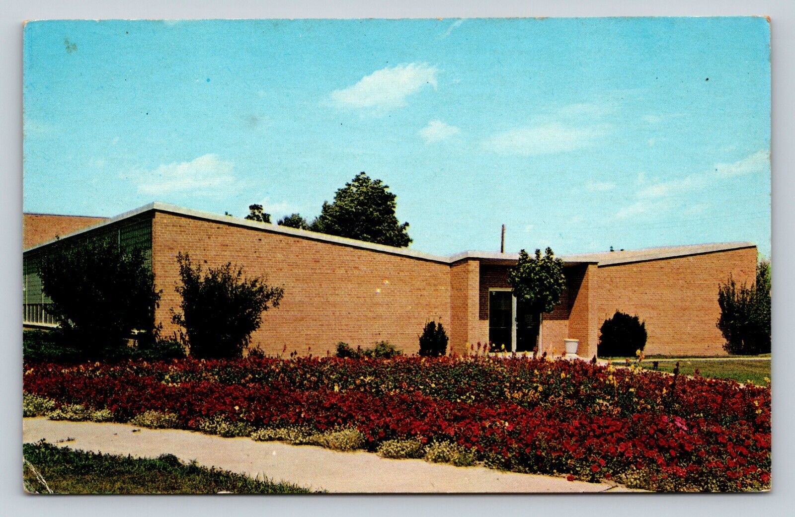 Ferris State College BIG RAPIDS Michigan MI East Building VINTAGE Postcard