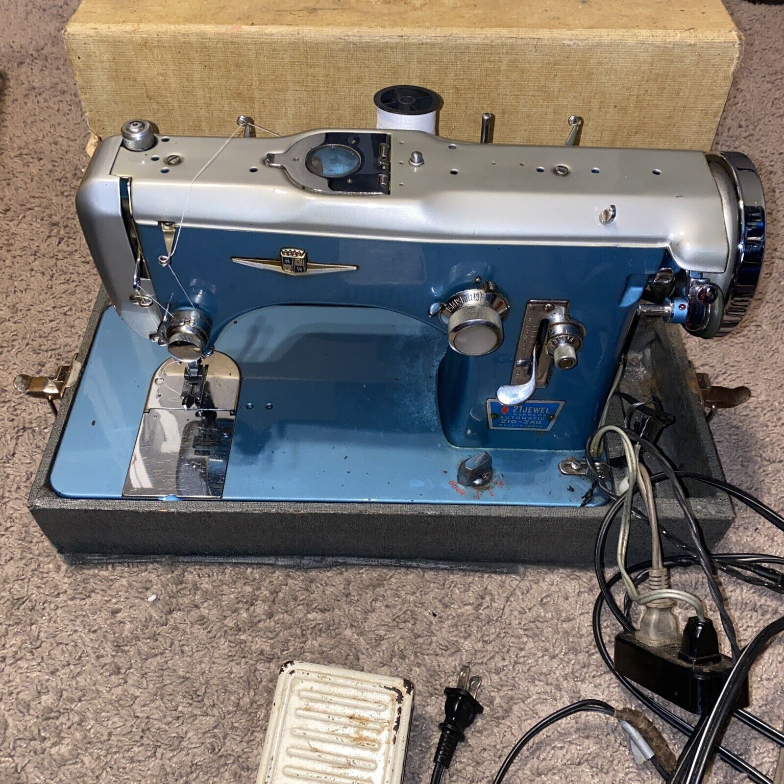 Rare Vintage Montgomery Ward Supreme Automatic Zig Zag Sewing Machine AS_IS SEE