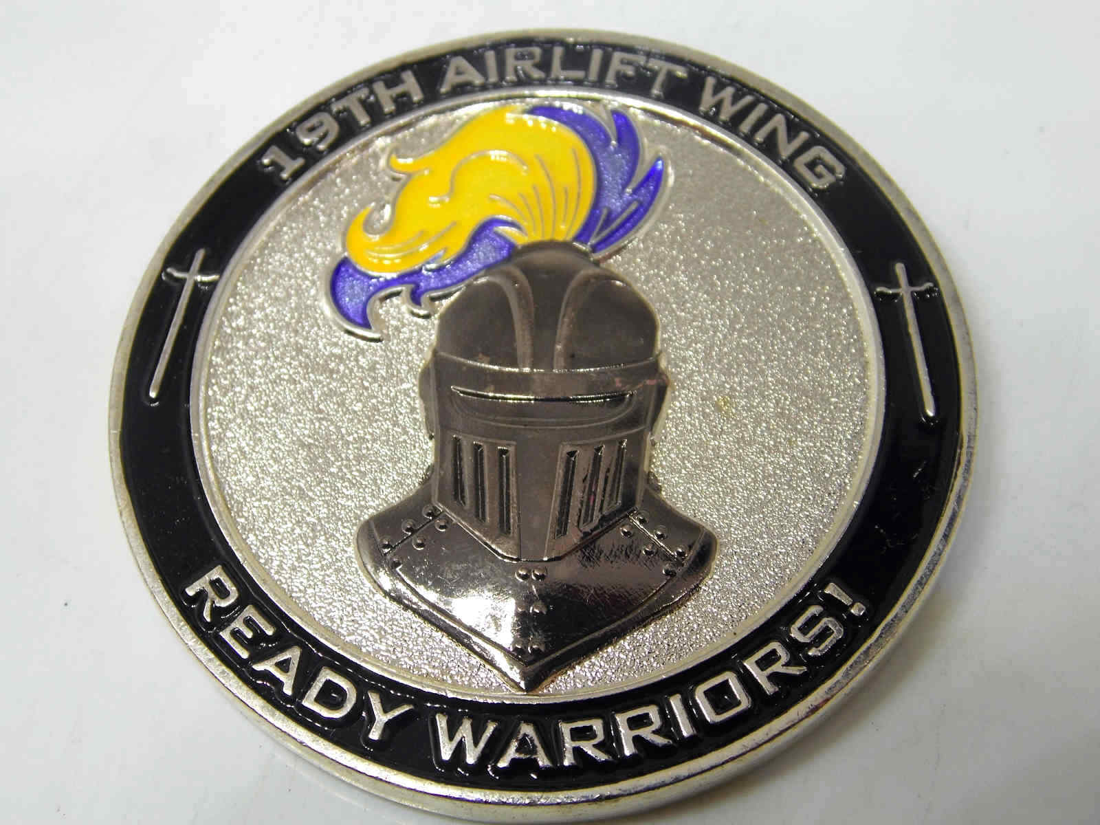 19TH AIRLIFT WING COMMANDER CHALLENGE COIN