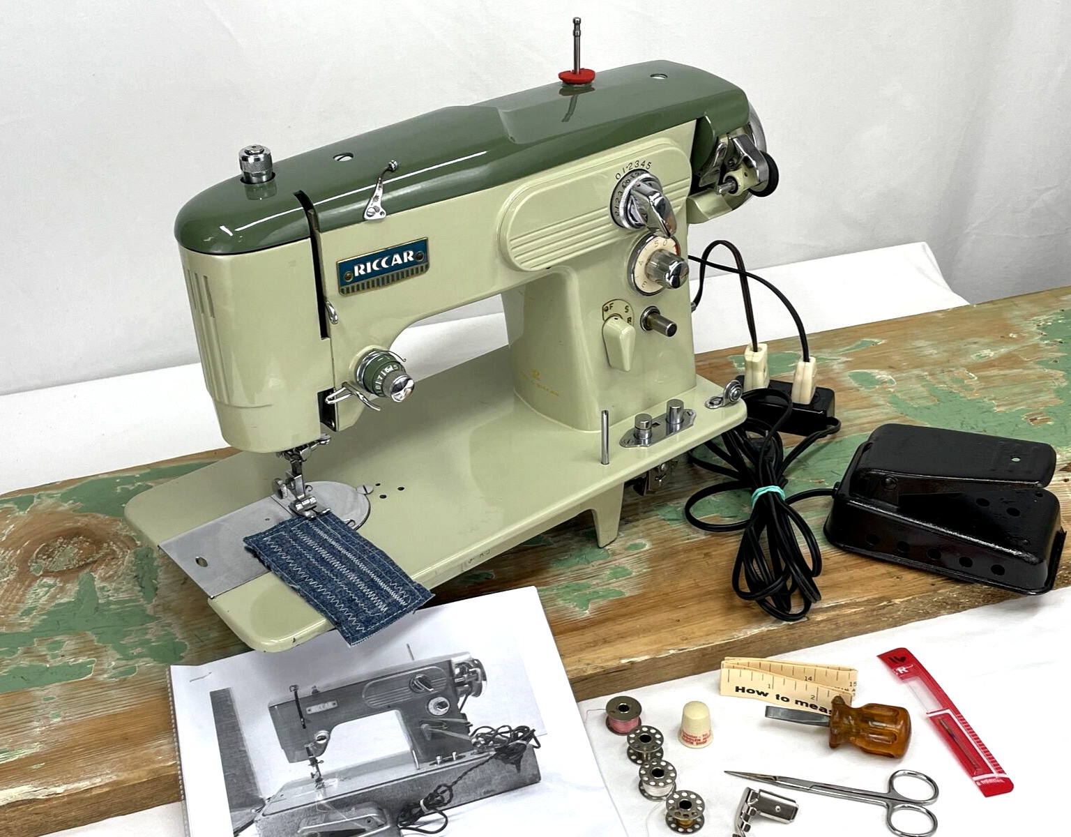 SERVICED Vtg Heavy Duty Sewing Machine Zig Zag Singer Clone Green MCM 1950s 1960