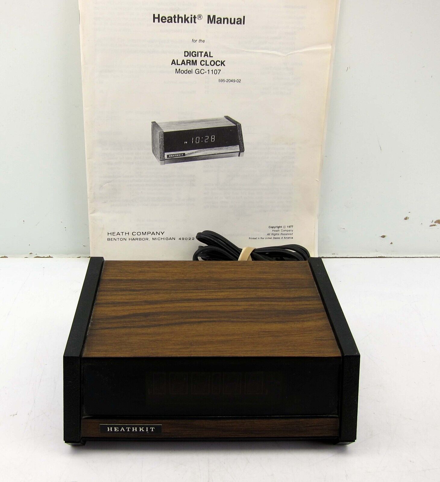 Vintage Heathkit GC-1107 Woodgrain Digital Alarm Clock With Manual 1977 WORKS