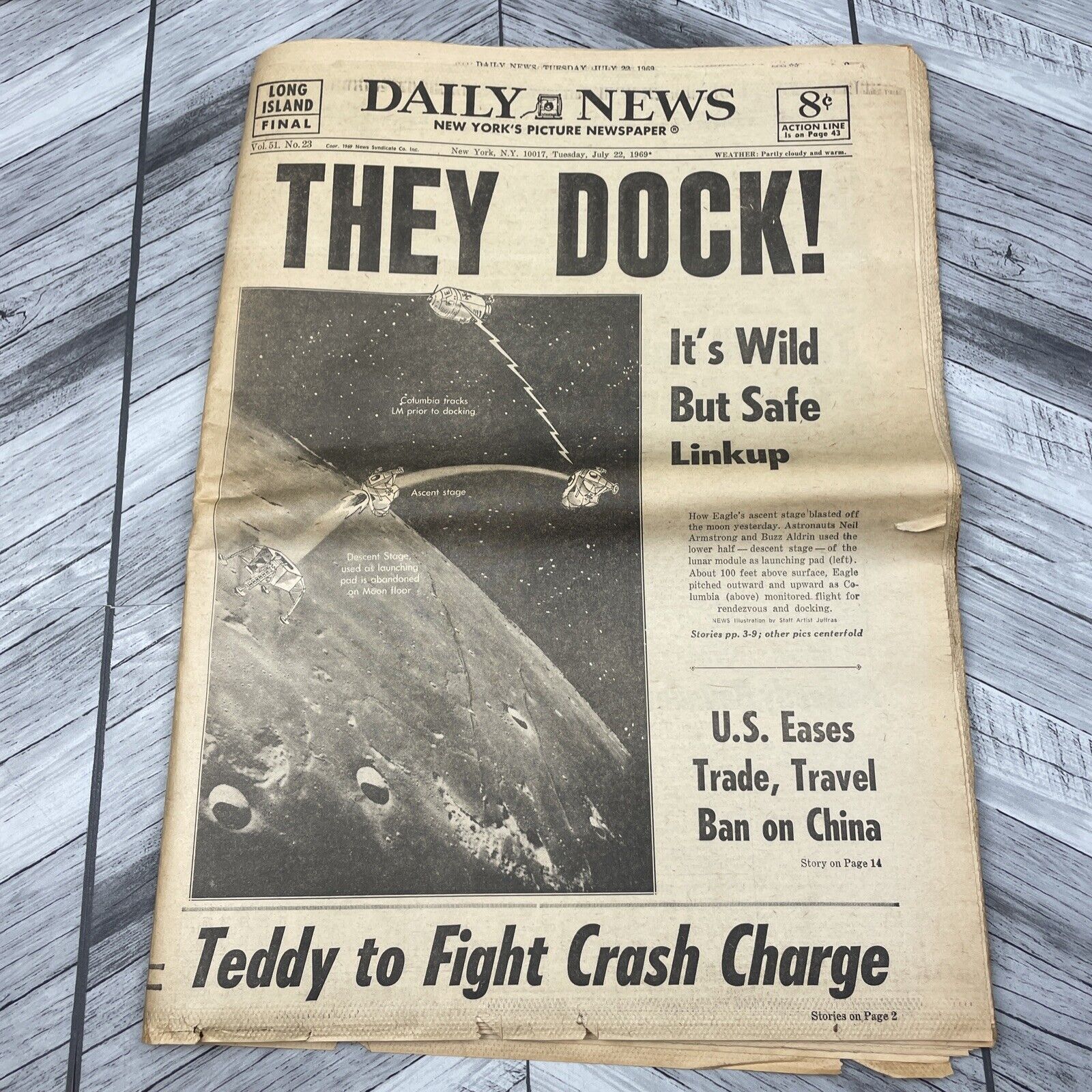 Vintage Daily News NY Tues July 22, 1969 MOON LANDING, Ted Kennedy Lawsuit