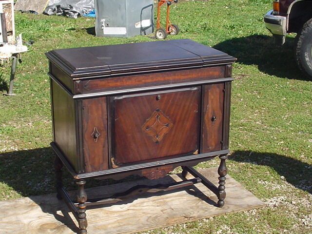 *LPU* Antique SONORA PHONOGRAPH Hand Crank Record player Wood console cabinet
