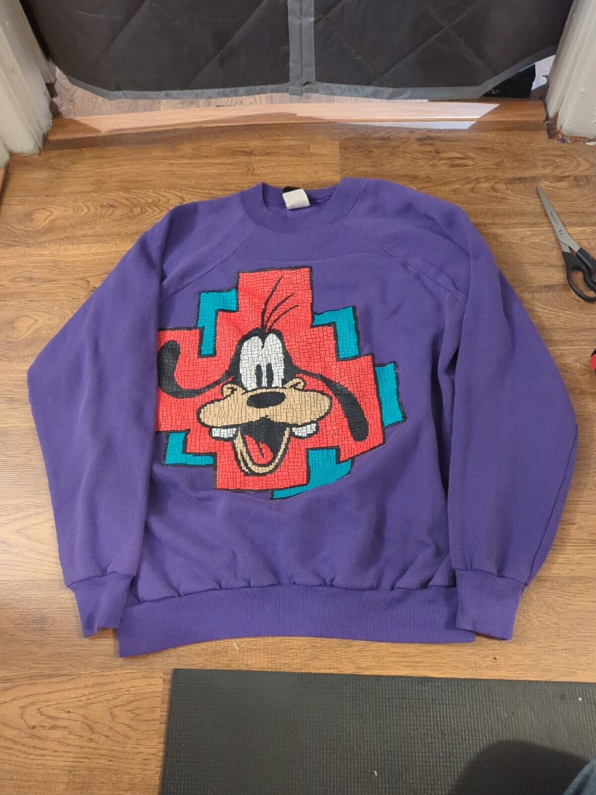 VTG 90s Disney Goofy Graphic Sweatshirt Mickey Unlimited Women's Large Purple 