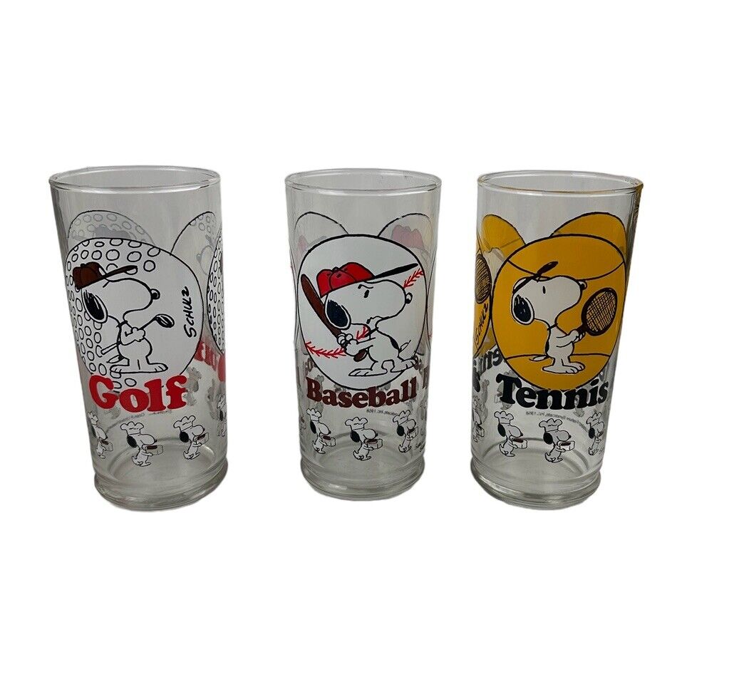 3 Vintage Snoopy Sports Drinking Glasses Tennis Golf & Baseball