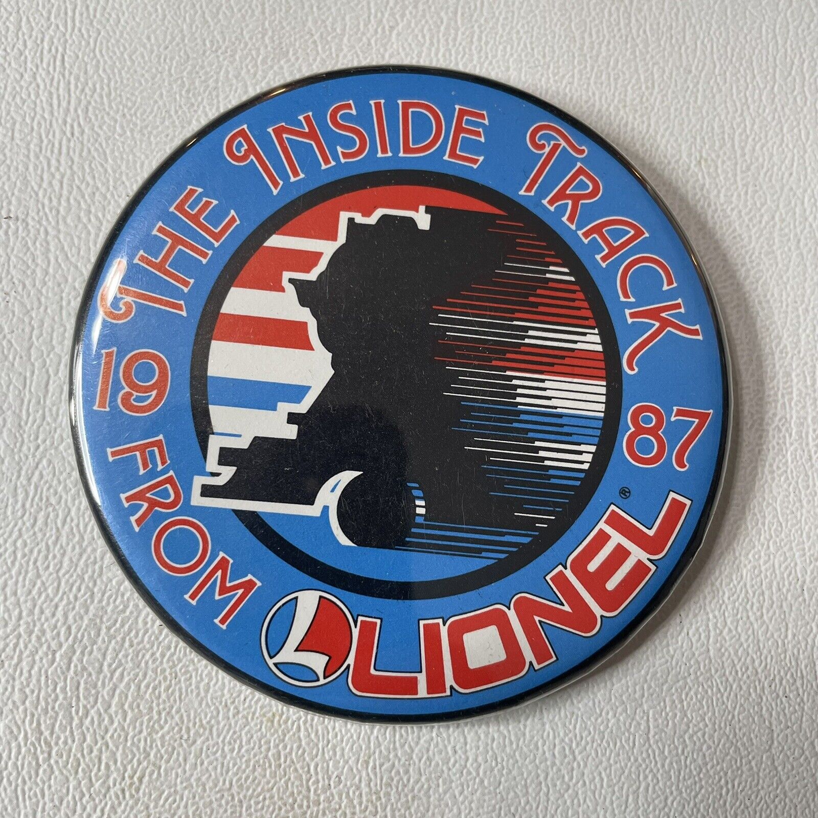Vtg 1987 LIONEL Train “The Inside Track” Pinback Button 17PB