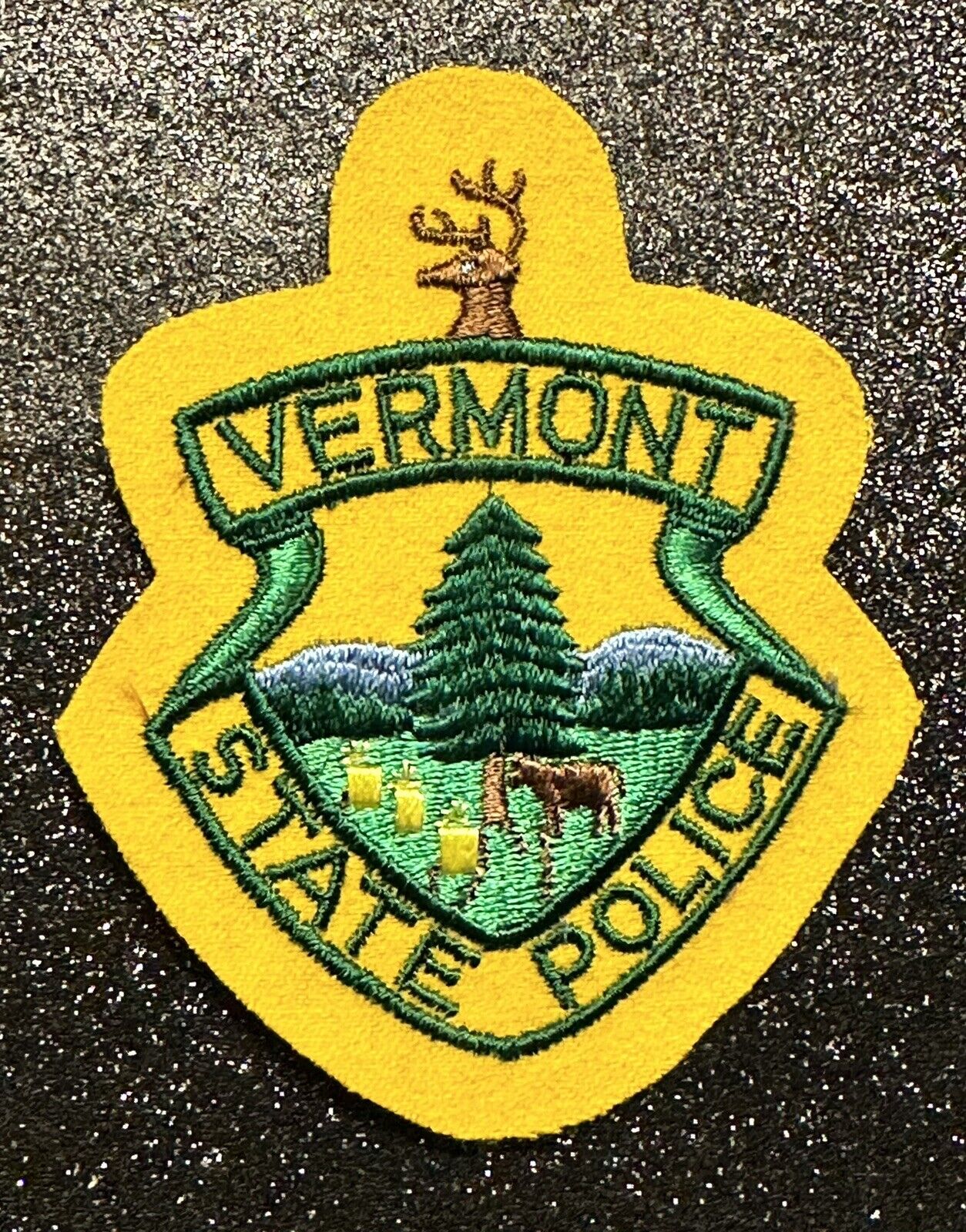 Vermont State Police Shoulder Patch VT (1st Issue) Felt ~ Vintage ~ RARE