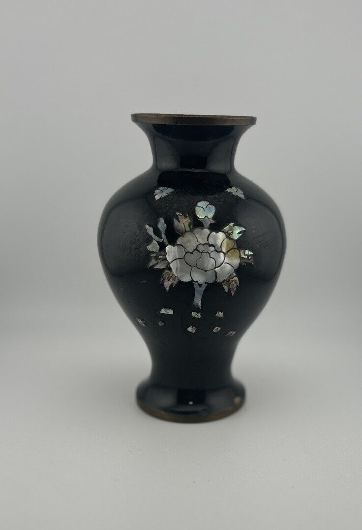 Vintage Black Lacquer Brass Vase Mother Of Pearl Inlay Floral Korean READ DESCR