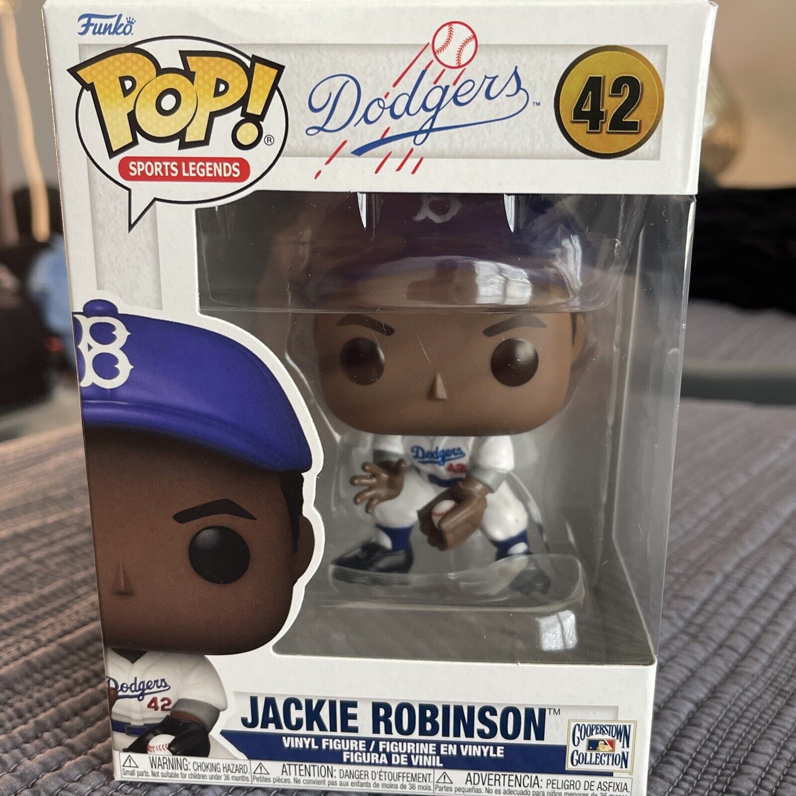 Jackie Robinson Fielding (Brooklyn Dodgers) Funko Pop Sports Legends