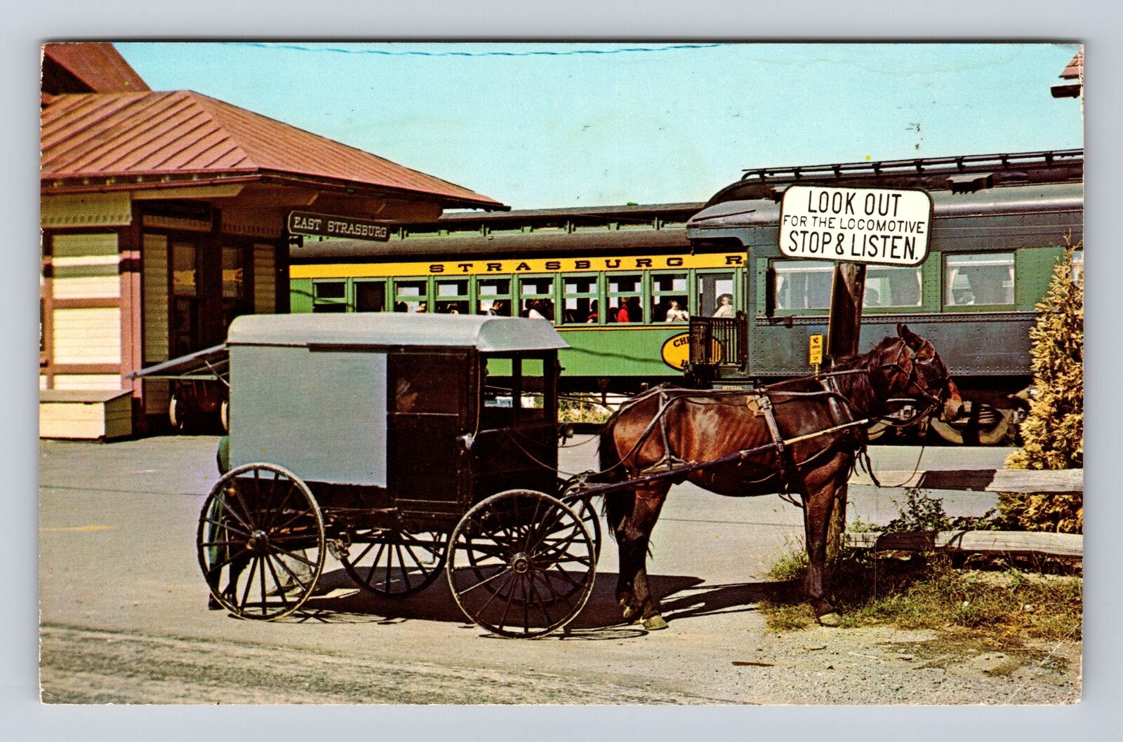 Strasburg PA-Pennsylvania, Amish Family Selling at RR, Vintage c1977 Postcard