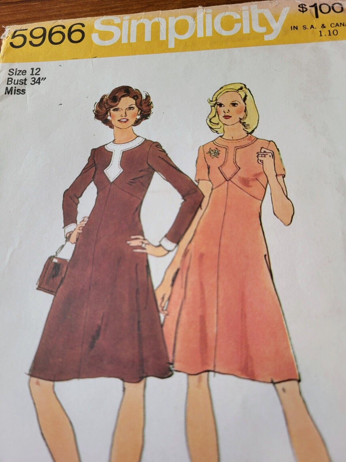 Vintage 70's Stylish Dress Sewing Pattern Simplicity 5966 Sz 12 B 34 Uncut FF
