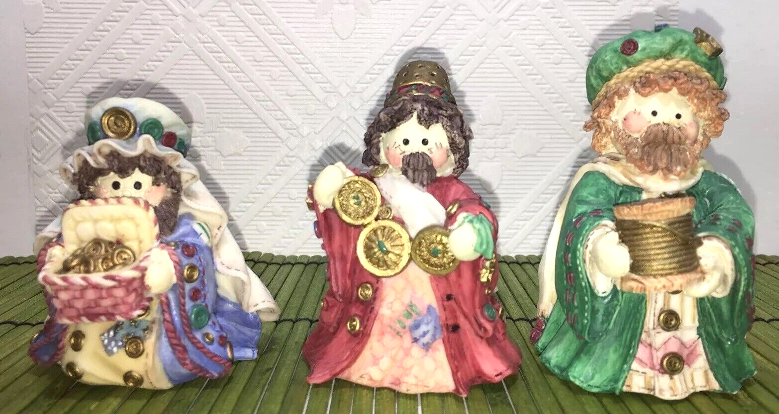 Enesco Cute as a Button Three Wisemen Nativity Figurines 651575 from 1994 IOB