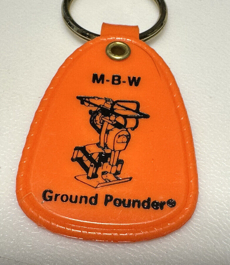Vintage MBW Ground Pounder Vibrating Compactor Compaction Equipment Keychain