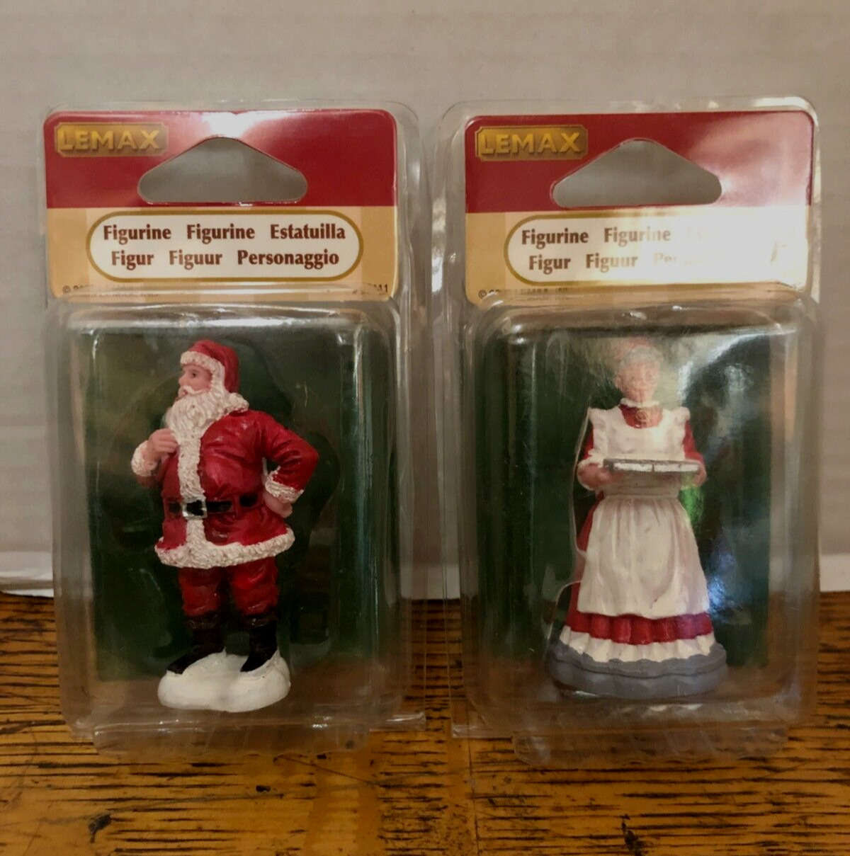Lemax Santa Claus St. Nick Winter Christmas & Mrs. Claus 52012 New & Ships Free