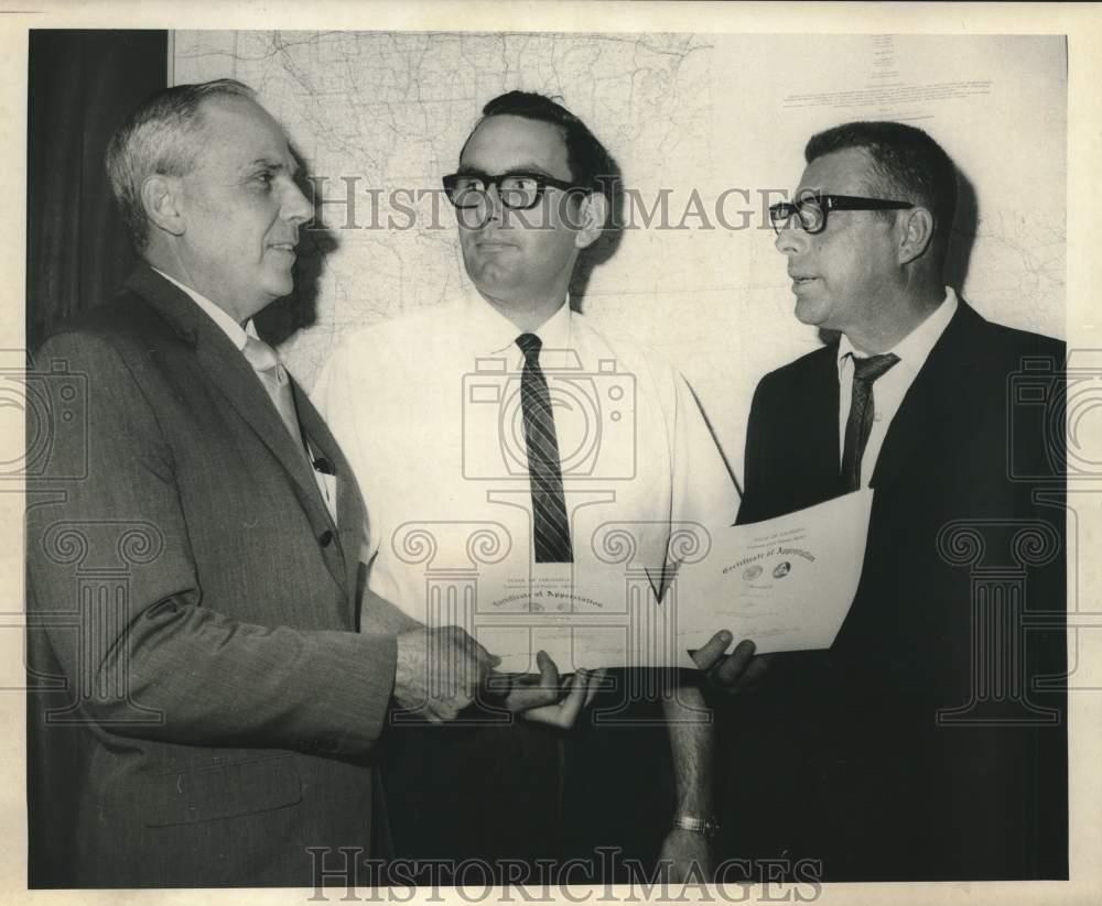 1970 Press Photo Col. Frank Speiss, Robert V. Nunez, Jr., Angelo Glorioso, Jr.