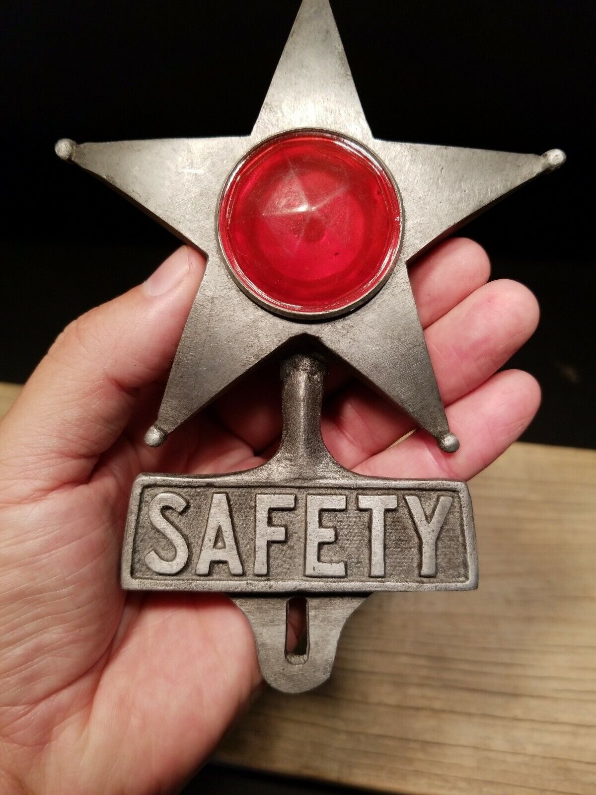 Antique Vintage Style Cast Aluminum Safety Star Car License Plate Fob Topper