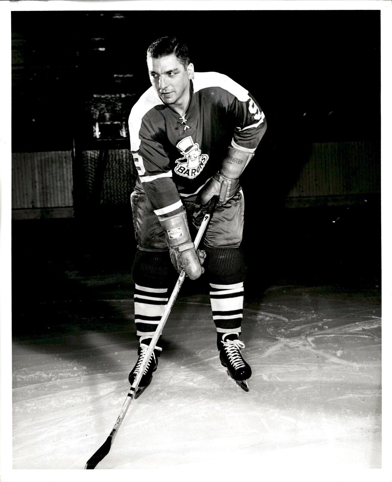 PF19 Orig Photo FRED GLOVER 1963-64 CLEVELAND BARONS PLAYING COACH & RIGHT WING