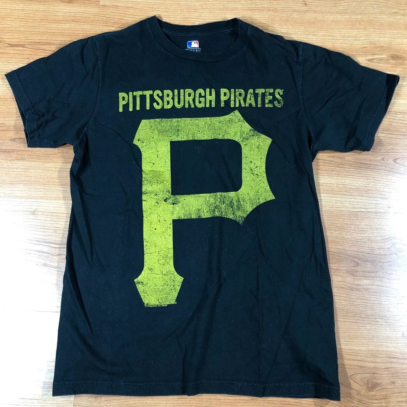 Pittsburgh Pirates Mens Medium Black T-Shirt Genuine Made In Honduras