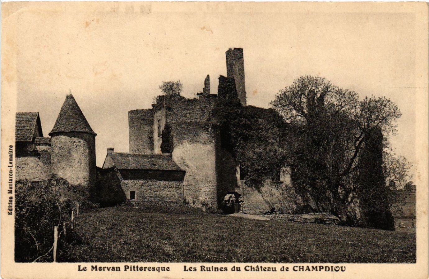 CPA AK Les Ruines du Chateau de Champdieu (518370)