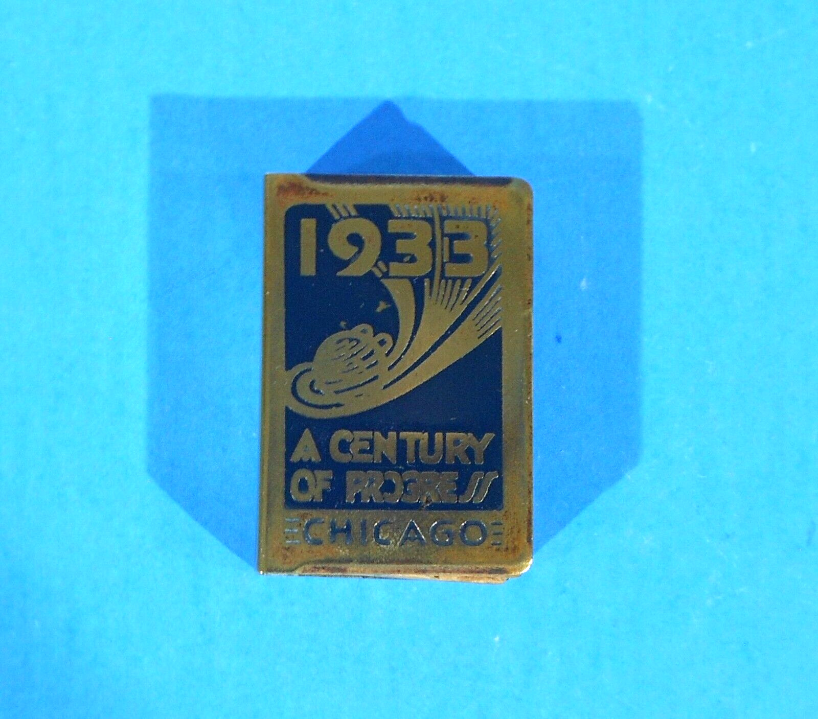 VTG CHICAGO 1933 A CENTURY OF PROGRESS BRASS MATCH BOX SAFE
