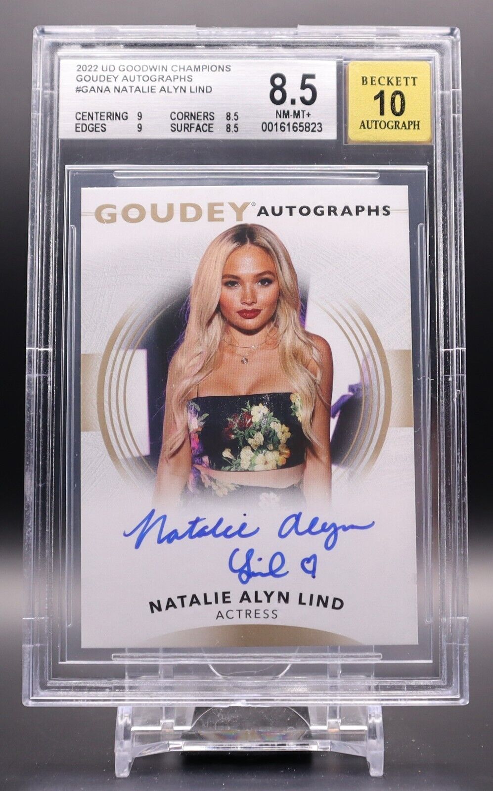 Natalie Alyn Lind 2022 Goodwin Champions Goudey Rare 
