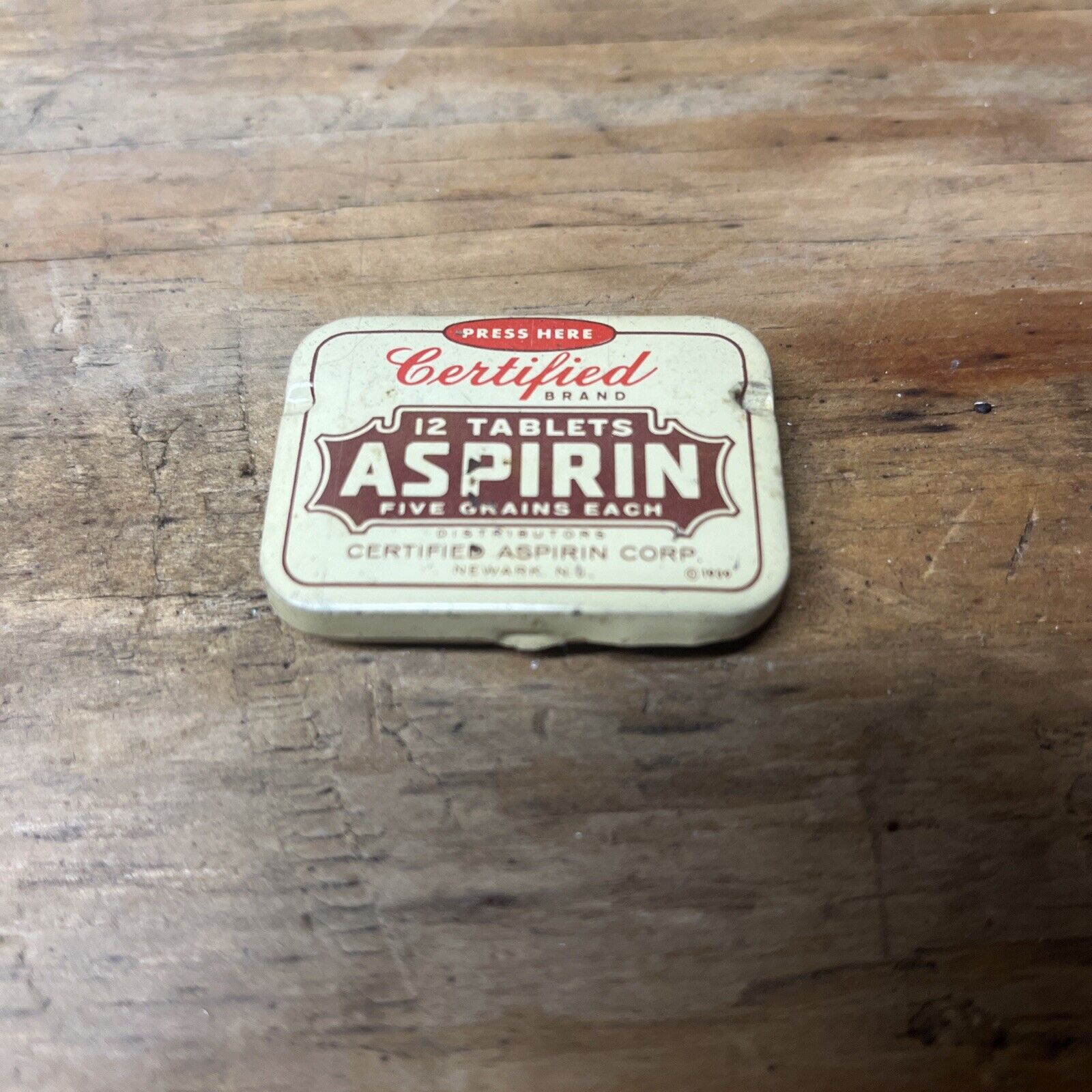Vintage Certified Brand Aspirin Tin 1939