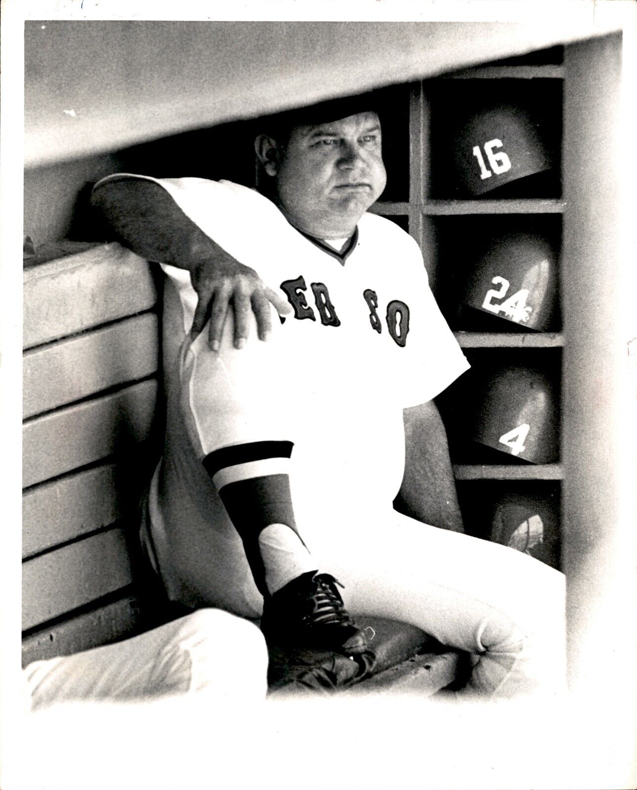 LD306 1977 Original Mike Andersen Photo DON ZIMMER BOSTON RED SOX 3RD BASE COACH