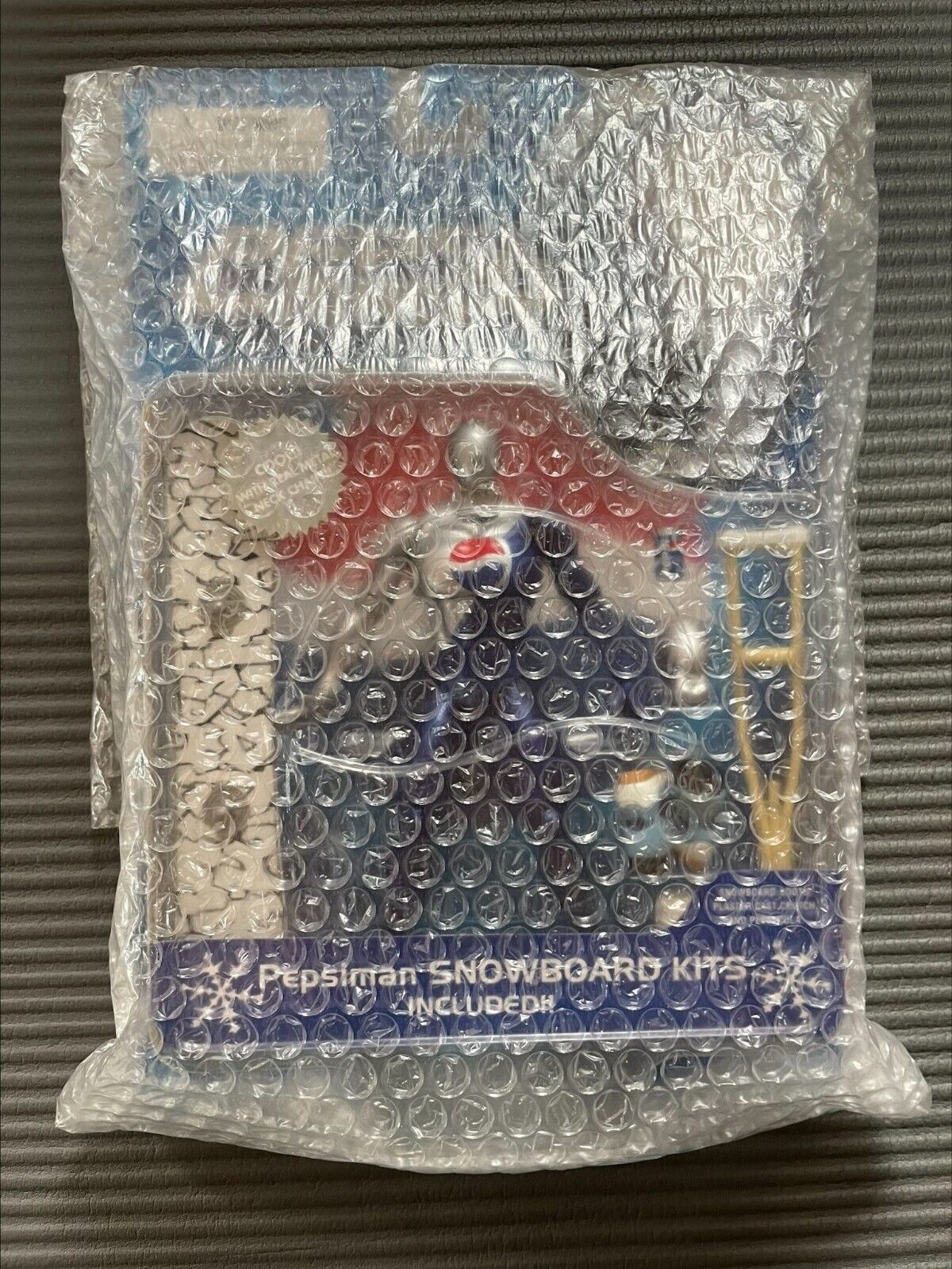 Bandai 1998 PEPSI MAN Snowboard Kits Pepsiman (Blue) mini Figure Unopen instock