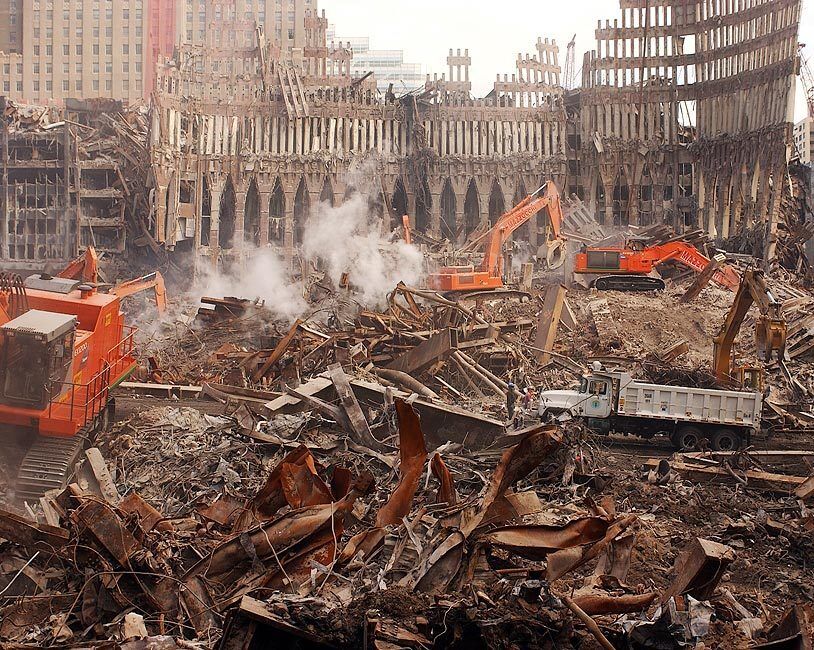 9/11 WORLD TRADE CENTER SITE DEBRIS REMOVAL 8x10 GLOSSY PHOTO PRINT
