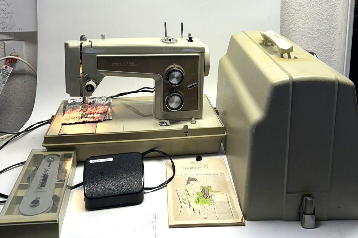 Vintage Sears Kenmore Model 158.13200 ZIG ZAG Sewing Machine Made in Japan WORKS