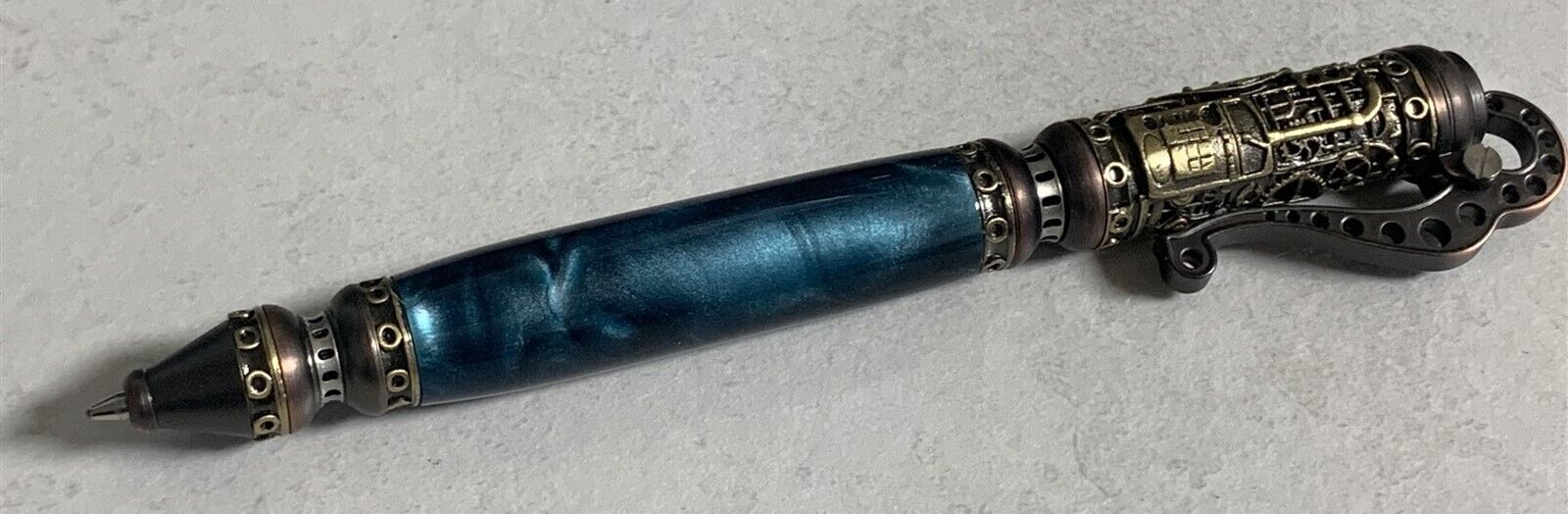 HIGH QUALITY LEVER ACTION STEAMPUNK DARK TEAL PEARL ACRYLIC BALL POINT PEN