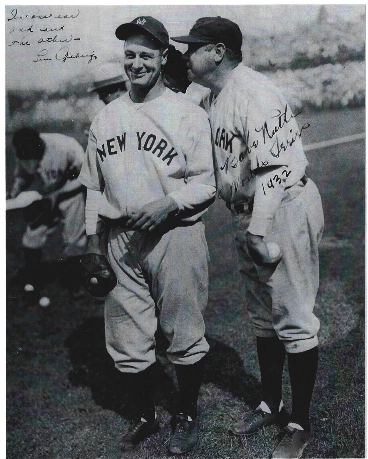 RARE  THE ONLY ONE ON EBAY  BABE RUTH & LOU GEHRIG  8X10 SIGNED REPRINT