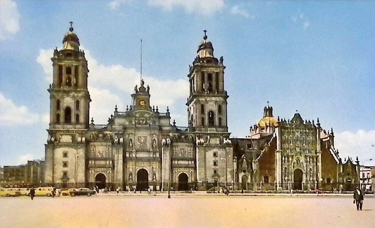 THE CATHEDRAL OF MEXICO CITY - POSTCARD