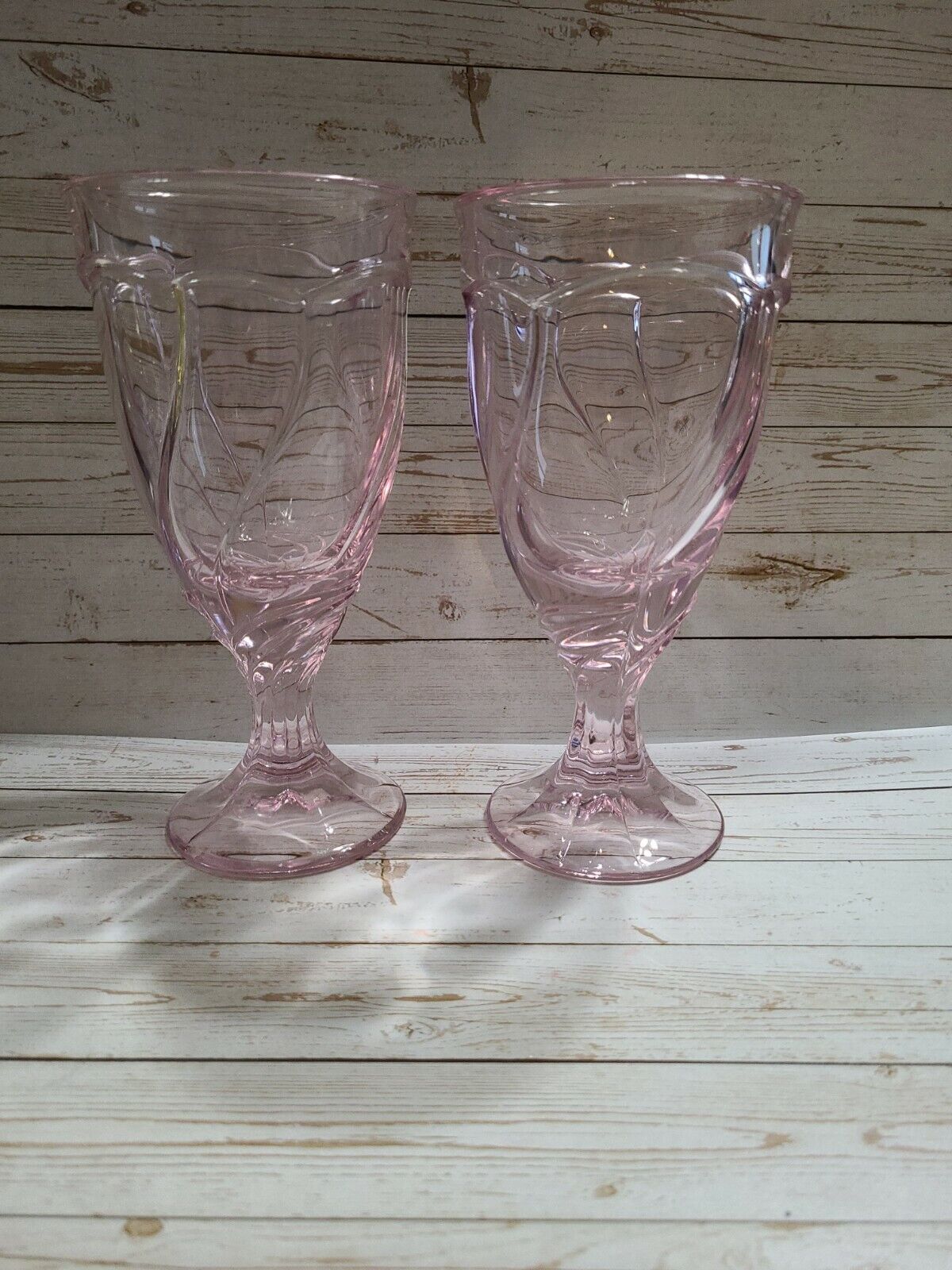 Noritake Sweet Swirl Pink Water Glasses 7 3/8 In Tall 3 1/2 In Across Top