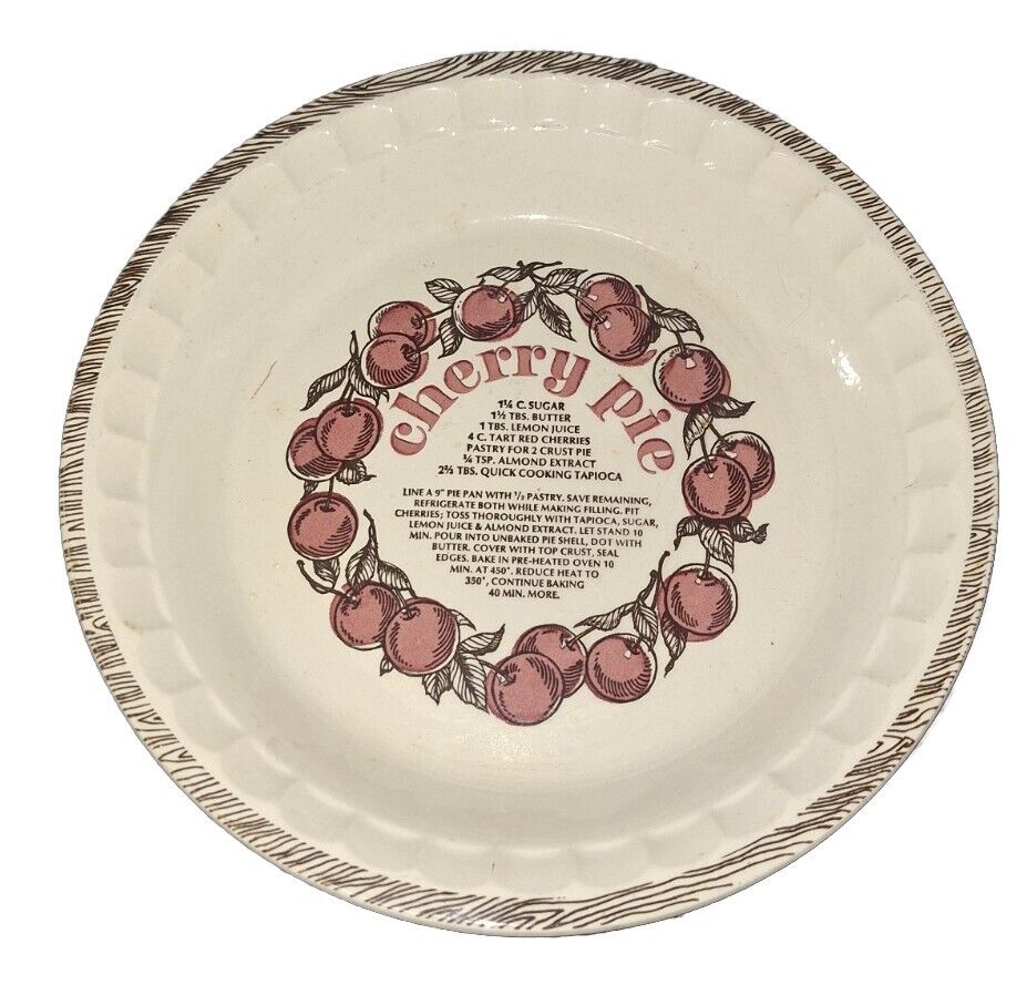 Vintage Royal China Jeannette Cherry Pie Deep Dish Pie Plate 11\