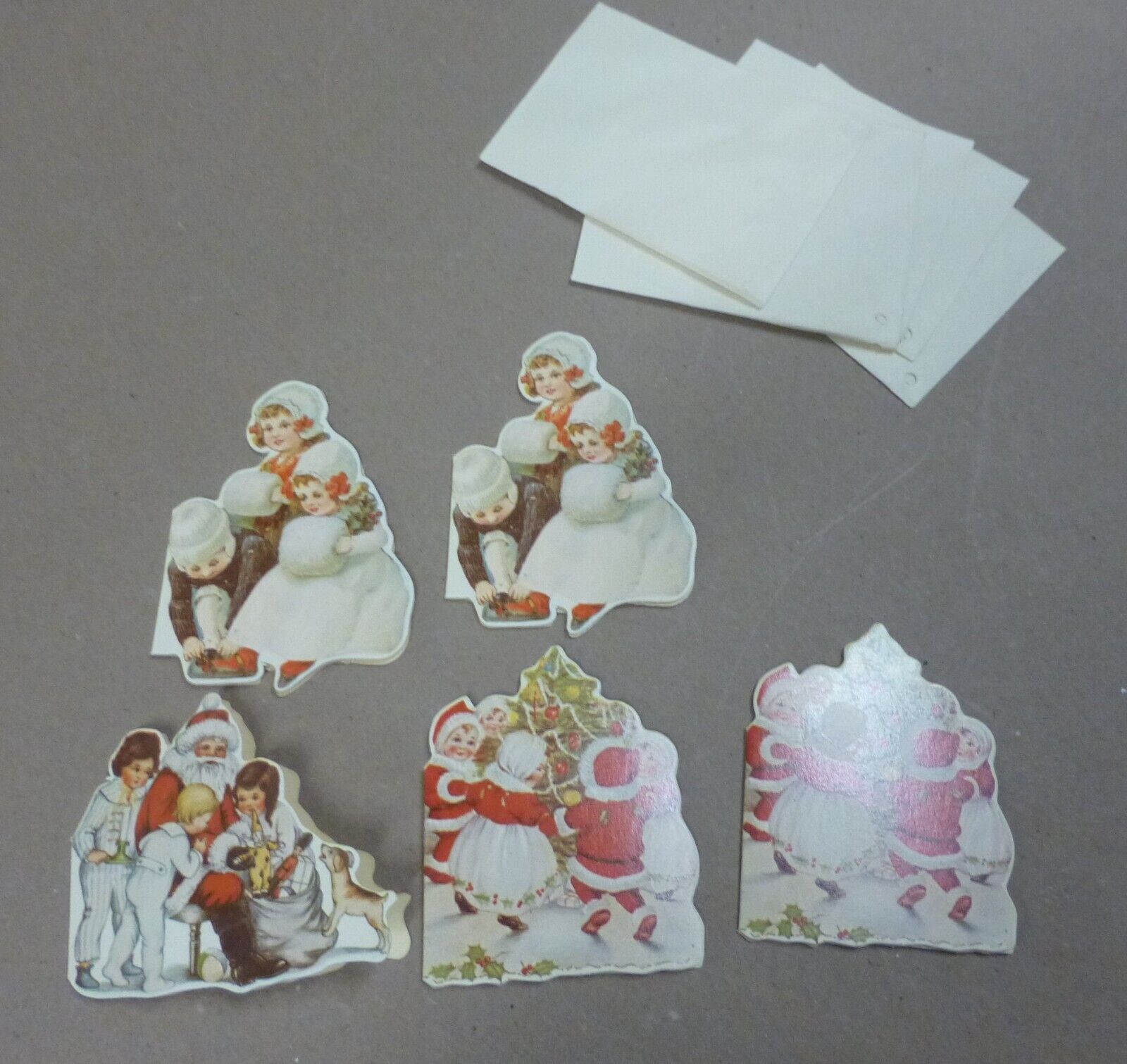 Lot of 5 Small Vintage Folded Christmas Gift Tags with Envelopes - New