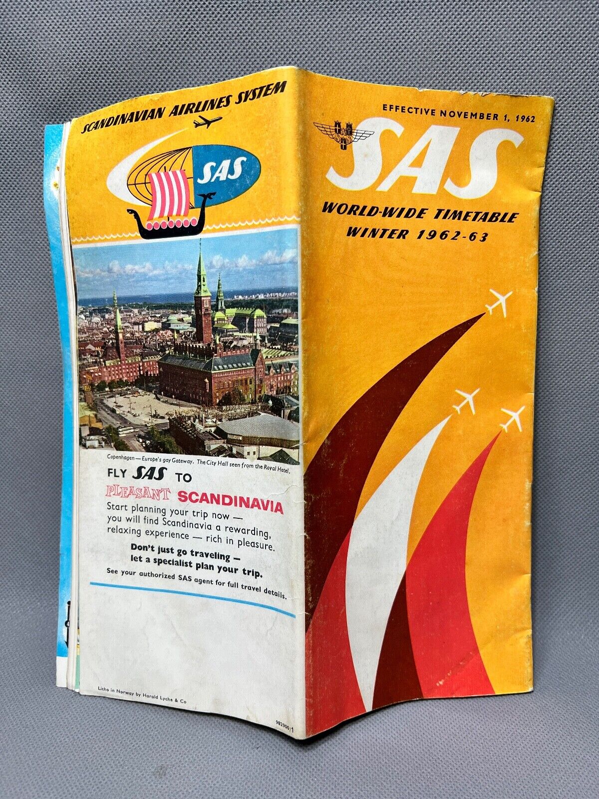 1962-63 Winter SAS Scandinavian Airlines Timetable World-wide Route Map