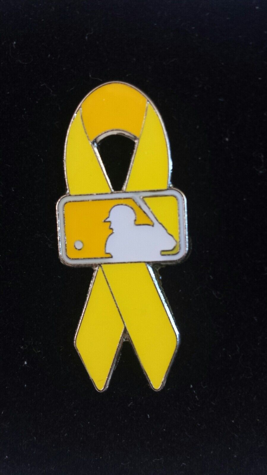  MLB-YELLOW RIBBON CHILDHOOD CANCER AWARENESS/SUPPORT OUR TROOPS PIN FREE SHPG
