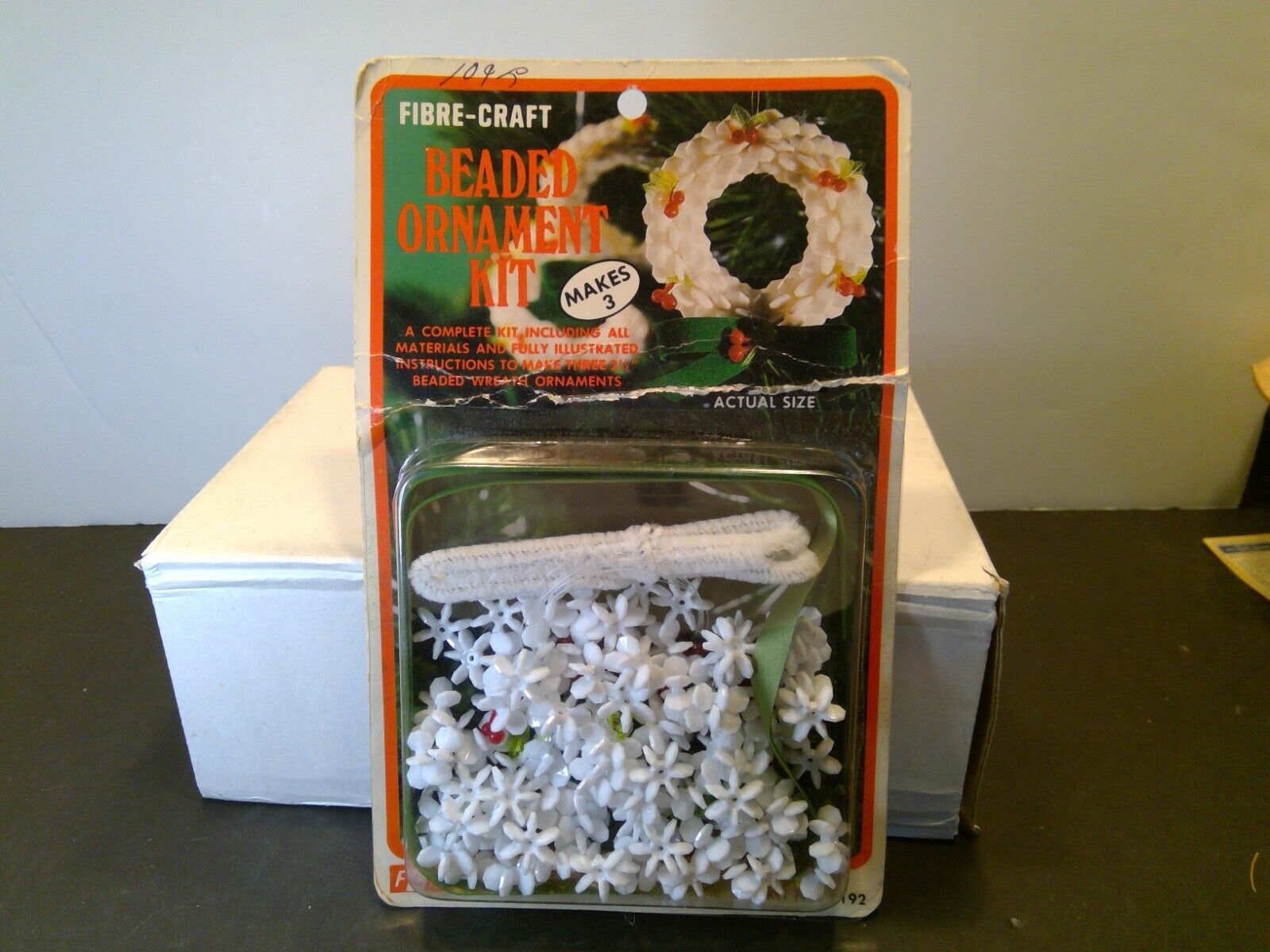 1980 Fibre-Craft Beaded Ornament Kit - NIP - Christmas Wreath 9192