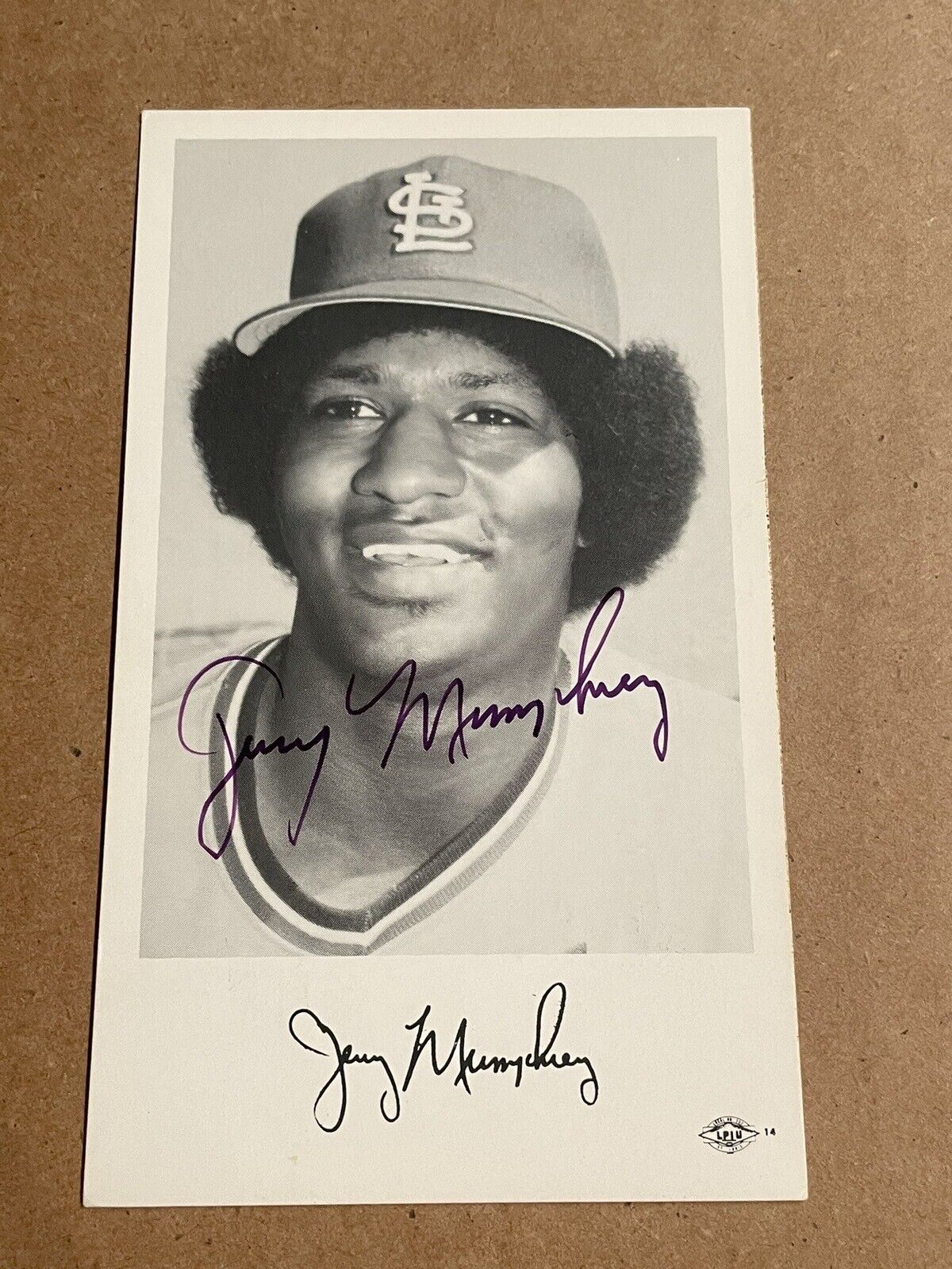1977 Jerry Mumphrey Signed St. Louis Cardinals Team Issue Postcard